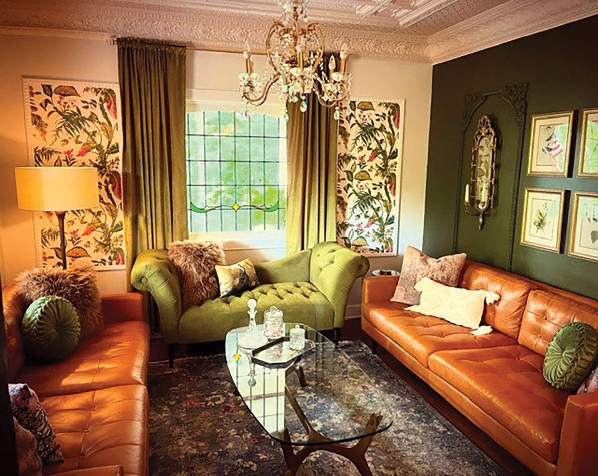 Arsenic and Old Lace Bed and Breakfast Inn - Ozarks Farm
