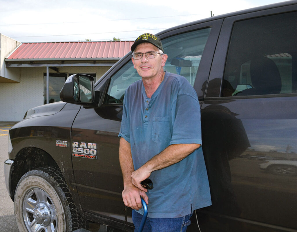 Clarence Wolfe of Lebanon, Missouri. Photo by Laura L. Valenti.
