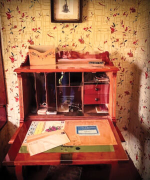 The Laura Ingalls Wilder Museum - Ozarks Farm & Neighbor Newspaper