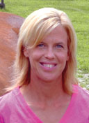 Building Winners Douglas County, Mo., woman finds success in training barrel horses