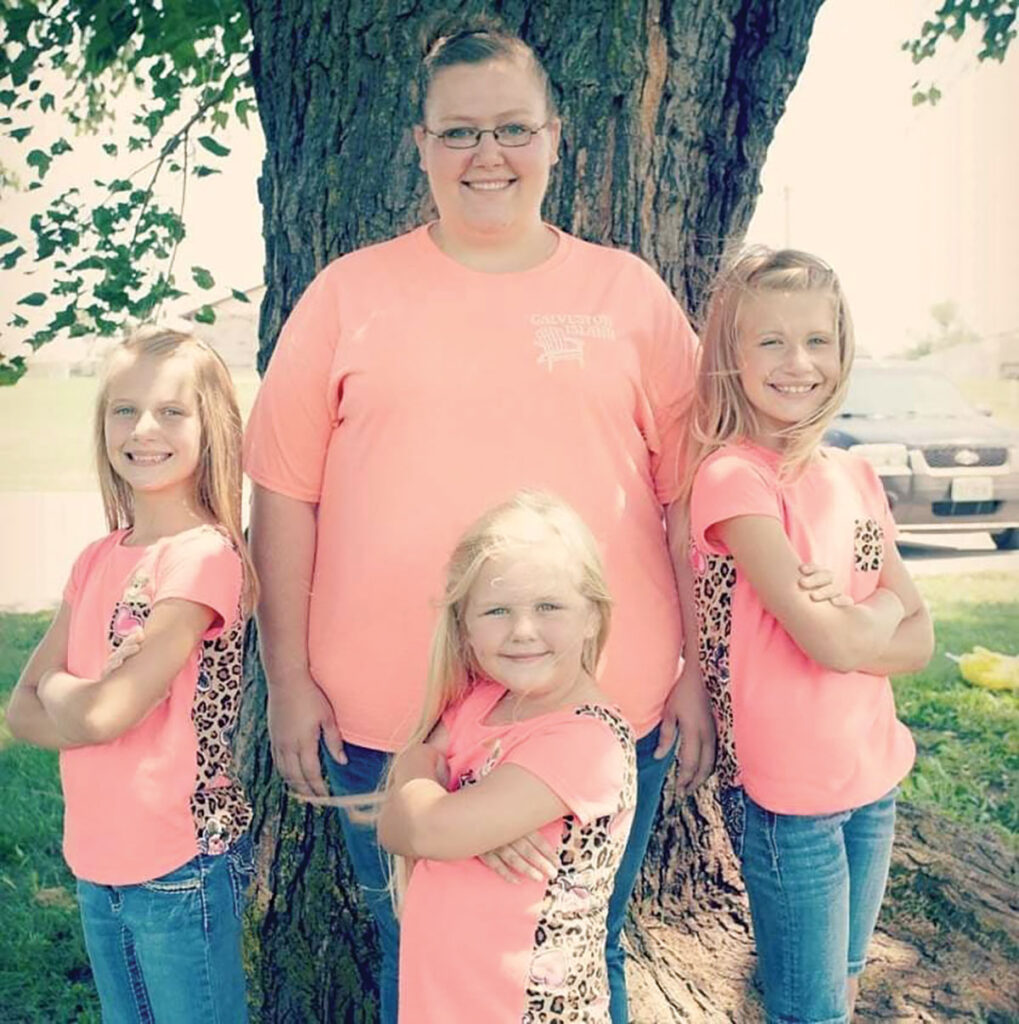 Becky Doehring of Conway, Missouri with her daughters Hailey, Kailey and Ady. Submitted Photo. 