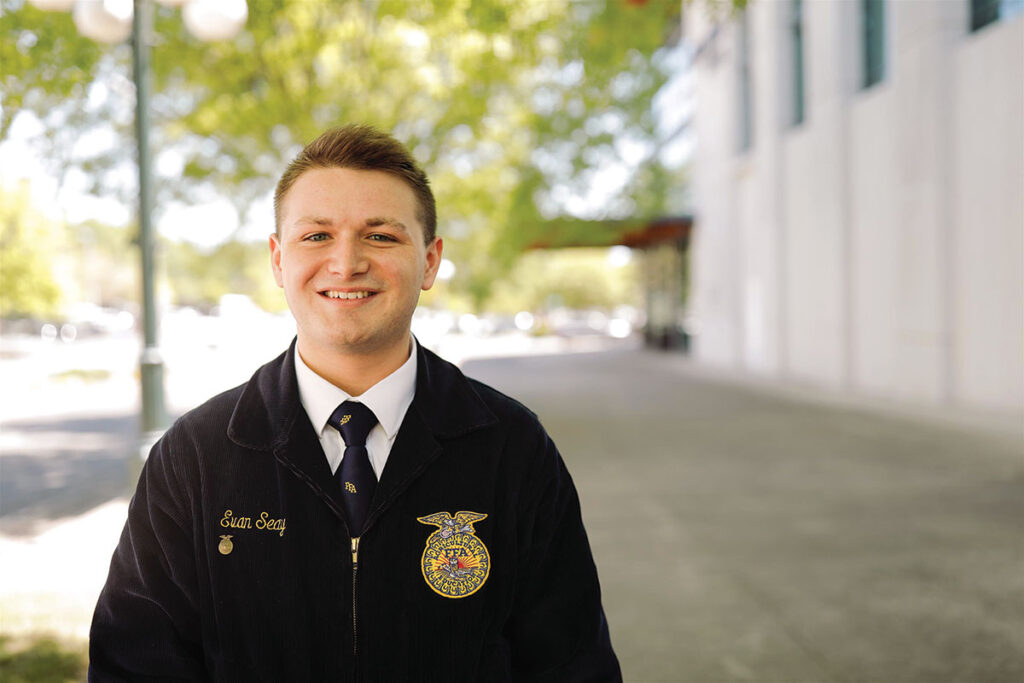 Evan Seay of Jasper, Arkansas is the son of Kenny and Sonya Seay. He is a member of the Jasper FFA chapter. Submitted Photo. 